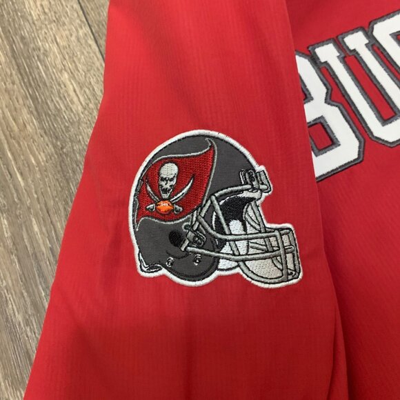 Tampa Bay Buccaneers Reversible Jacket Men's Medium Red Hooded NFL Embroidered - Picture 10 of 11
